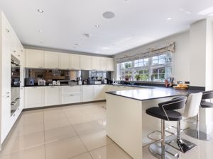 Photo 35- click for photo gallery